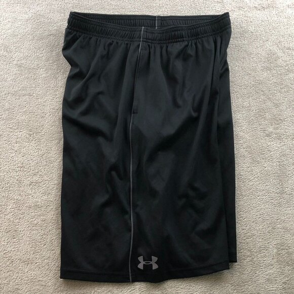 Under Armour Men's 5" Shorts Size XL Loose Fit Activewear Black - Picture 4 of 15